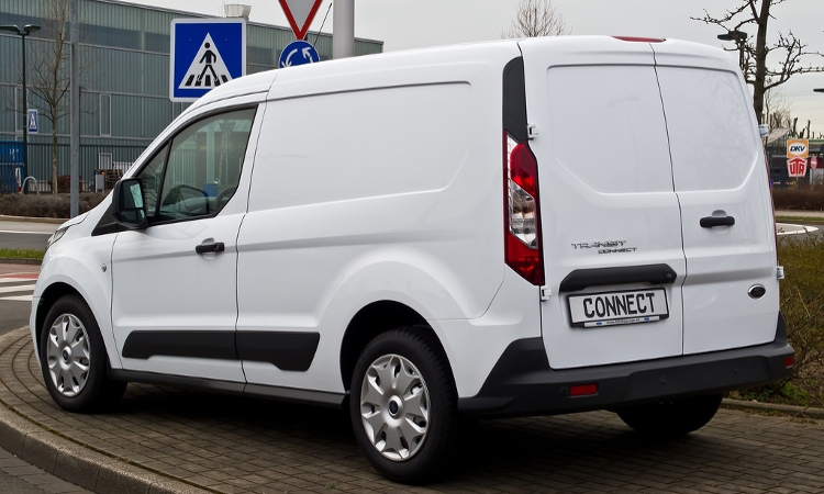 Najnowsze modele Ford Transit – czym się różnią, jaki wybrać?