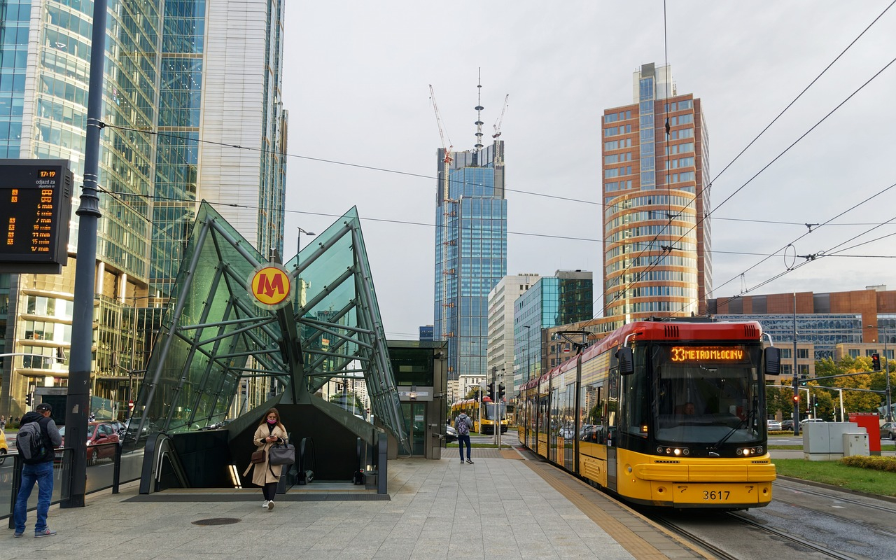  Intensywne remonty torów tramwajowych w Warszawie