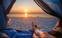 Camping czy domki letniskowe? Co wybrać w trakcie wakacji nad Bałtykiem?