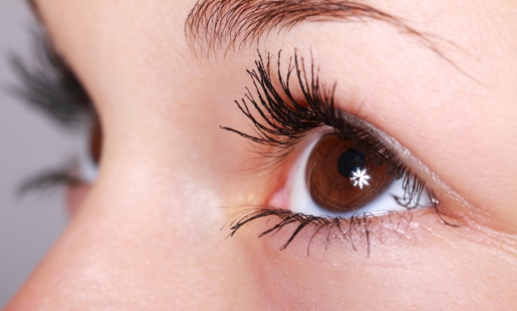 EYE Care Expert – ekspert w pielęgnacji skóry wokół oczu
