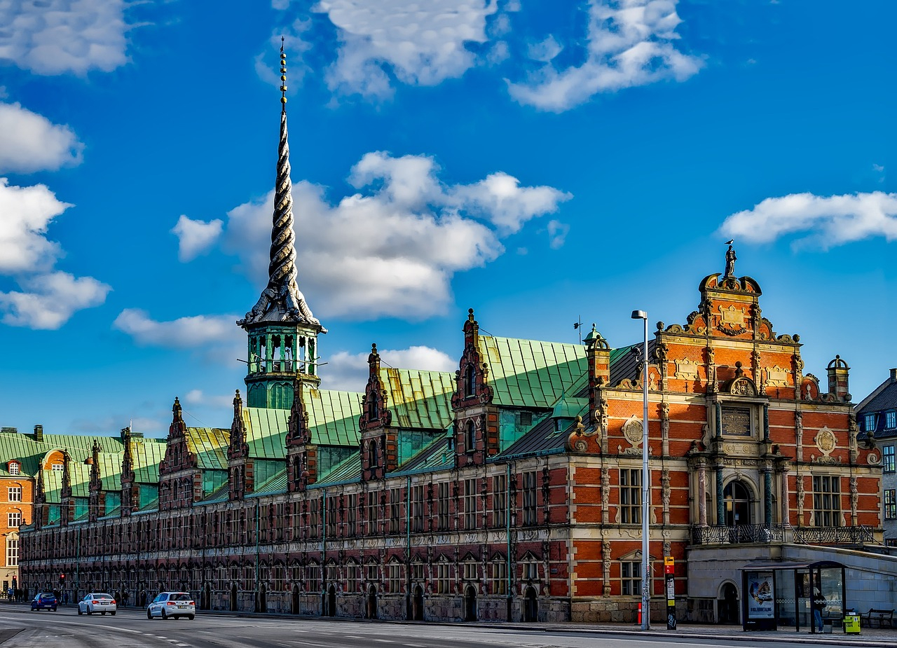 plant den Wiederaufbau der alten Börse in Kopenhagen